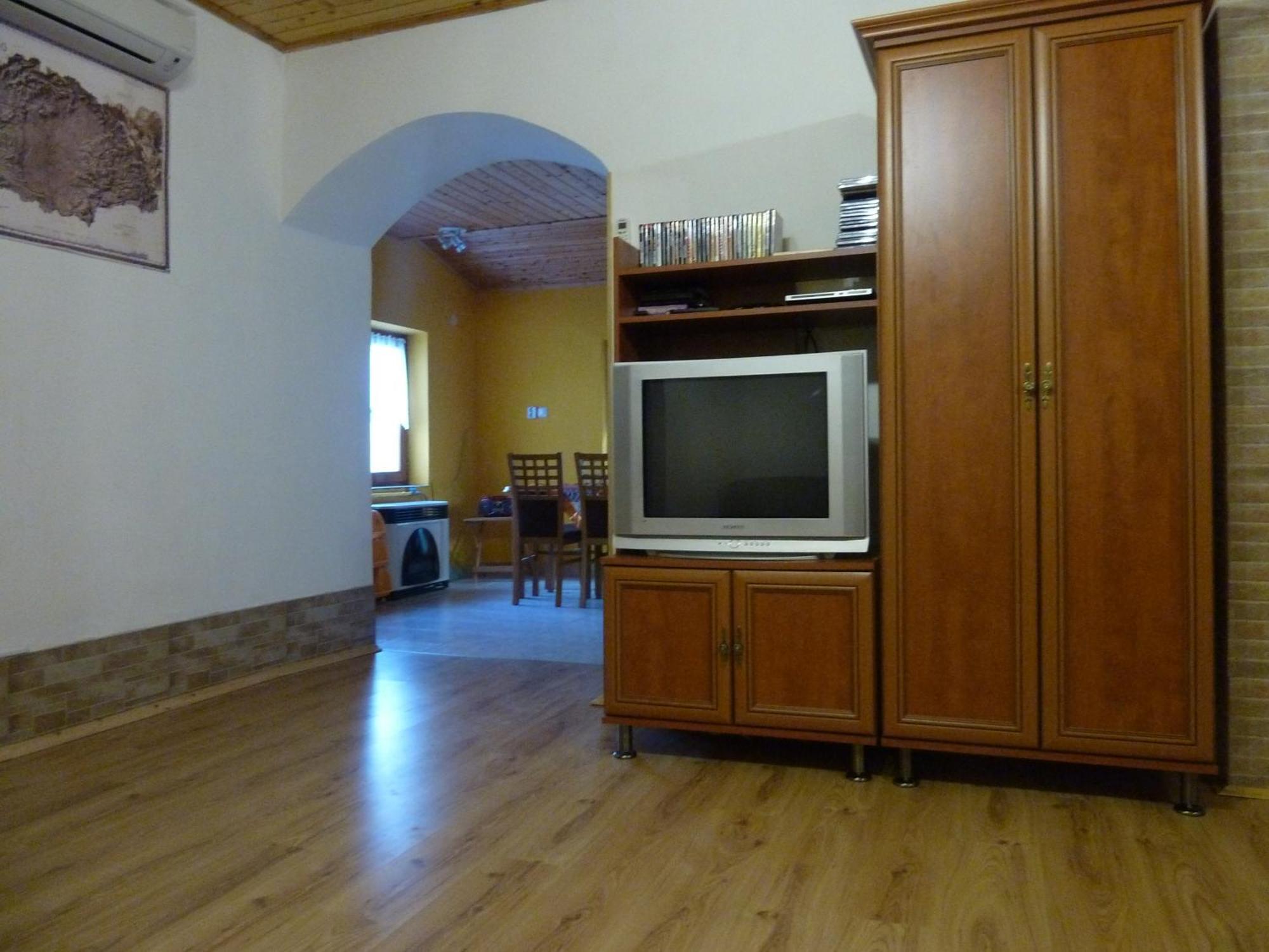 Apartament Alfoeldi Vendeghaz Hódmezővásárhely Zewnętrze zdjęcie